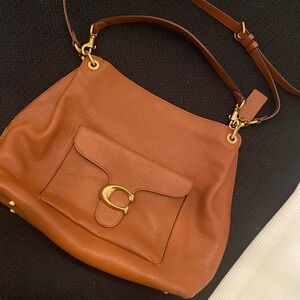Coach - Brown Leather Shoulder Bag with Gold Hardware